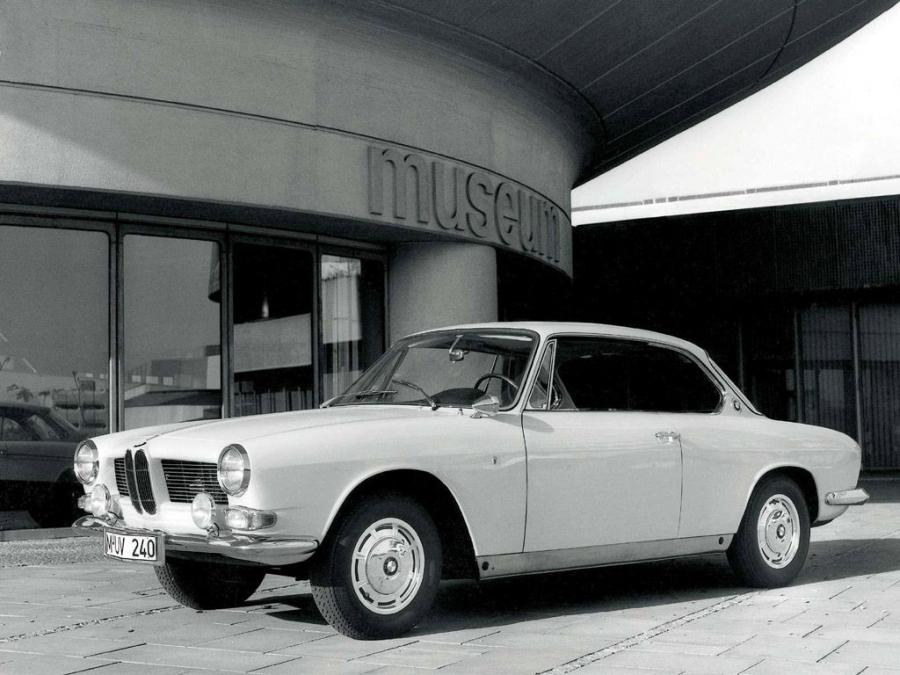  BMW 3200 CS Coupe 1962 года  (фото 8 из 25)
